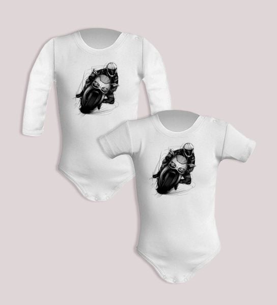 Ścigacz — body (Rozmiar: 6M; Długość rękawa: krótki; Rodzaj nadruku: Ścigacz). Body niemowlęce nikiniki, bez wzorów, z bawełny, bez ramiączek. Za 59.00 zł.