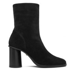 Botki GINO ROSSI. Czarne botki damskie Gino Rossi, bez obcasa, na słupku, bez zapięcia. Za 399.99 zł.