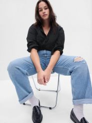 GAP Koszula w kolorze czarnym rozmiar: M. Czarne koszule damskie GAP, m, bez wzorów, z bawełny, bez kołnierzyka, bez ramiączek. Za 104.64 zł.