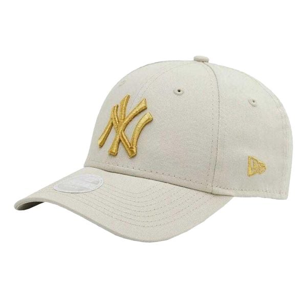 Damska Czapka Z Daszkiem New York Yankees Z Metalicznym Logo. Brązowe czapki z daszkiem damskie New Era, bez wzorów, z bawełny. Za 186.99 zł.