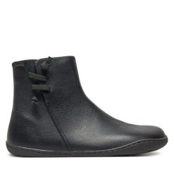 Botki Camper. Czarne botki damskie Camper, bez obcasa, na płaskiej podeszwie, bez zapięcia. Za 649.99 zł.