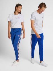 Koszulka Hummel IC Dayton. Białe t-shirty damskie HUMMEL, xs, bez wzorów, z bawełny, bez kołnierzyka. Za 137.50 zł.
