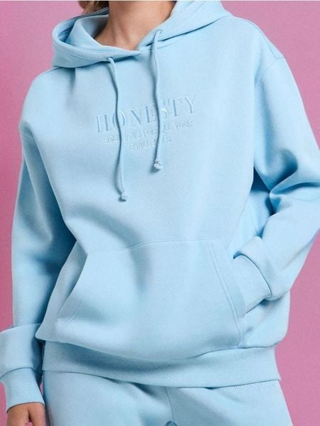 Bluza z kapturem i haftem - błękitny. Niebieskie bluzy z kapturem damskie Sinsay, l. Za 39.99 zł.