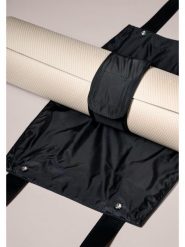Torba na matę Casall Yoga Mat Carrier. Czarne torby męskie na ramię Casall, bez wzorów, z materiału, na ramię. Za 167.99 zł.