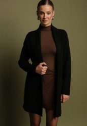 Czarny Kardigan Niezapinany z Kaszmirem o Długim Kroju Ertine. Czarne kardigany damskie Born2be, bez wzorów, z kaszmiru. Za 159.99 zł.