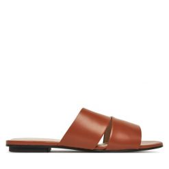 Klapki Calvin Klein. Brązowe klapki damskie CALVIN KLEIN, bez wzorów, bez obcasa. Za 389.99 zł.