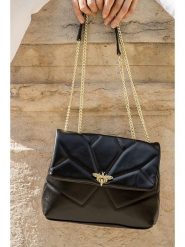 Christian Laurier Skórzana torebka "Louise" w kolorze czarnym - 26 x 16 x 7 cm rozmiar: onesize. Czarne torebki klasyczne damskie Christian Laurier, bez wzorów, z materiału, pikowane, bez dodatków. Za 282.99 zł.