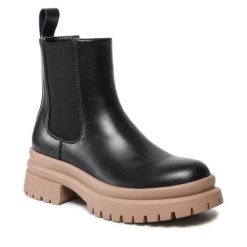 Botki Jenny Fairy. Czarne botki damskie Jenny Fairy, bez obcasa, na słupku, bez zapięcia. Za 101.99 zł.