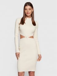 Guess Sukienka dzianinowa W3RK26 Z2YN2 Écru Slim Fit. Sukienki damskie Guess, xl, z aplikacjami, z dzianiny, bez kołnierzyka, bez ramiączek. Za 439.99 zł.
