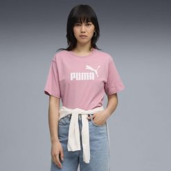 Damska luźna koszulka Essentials z logo No.1 PUMA Poised Pink. Czerwone bluzki damskie Puma, bez wzorów, z gumy, bez ramiączek. Za 99.00 zł.
