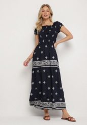Granatowa Sukienka z Wiskozy ze Wzorem Boho Ellirose. Niebieskie sukienki damskie Born2be, na co dzień, na wiosnę, l, z aplikacjami, z wiskozy, boho, bez kołnierzyka, bez ramiączek, maxi. W wyprzedaży za 71.99 zł.