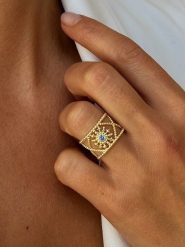 DI GIORGIO Pozłacany pierścionek ze spinelem rozmiar: 50. Żółte pierścionki damskie DI GIORGIO, z spinelem, pozłacane. Za 183.59 zł.