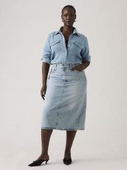 Levi's Spódnica dżinsowa w kolorze błękitnym rozmiar: W26. Niebieskie spódniczki damskie Levi's, s, z aplikacjami, z bawełny, klasyczne, midi, proste. Za 192.40 zł.