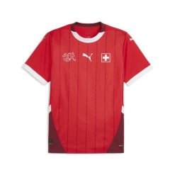 Męska, domowa koszulka reprezentacji Szwajcarii w piłce nożnej 2024 PUMA. Czerwone t-shirty sportowe męskie Puma, l, bez ramiączek, do piłki nożnej. W wyprzedaży za 359.00 zł.