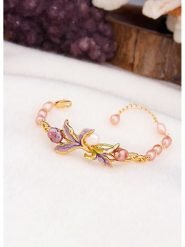 L'Atelier de Gaia Pozłacana bransoletka z perłami rozmiar: onesize. Białe bransoletki damskie L'Atelier de Gaia, pozłacane. Za 187.52 zł.