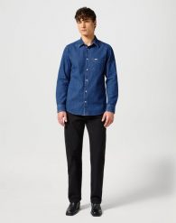 WRANGLER MĘSKA KOSZULA 1 PKT SHIRT DARK STONE 112357190 W5X2015411. Koszule męskie Wrangler, m, bez wzorów, bez kołnierzyka, bez ramiączek. Za 179.99 zł.