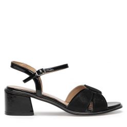 Sandały Lasocki. Czarne sandały damskie Lasocki, bez wzorów, bez obcasa, na słupku. Za 137.99 zł.