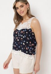 Granatowy Wiskozowy Top na Ramiączkach z Koronką i Frędzlami Kasinda. Niebieskie topy damskie Born2be, m, bez wzorów, z koronki, bez kołnierzyka. Za 4.99 zł.