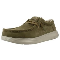 Buty HEY DUDE HD41975 WALLY X SUEDE Zielony. Zielone buty fitness męskie Hey dude, na fitness i siłownię. Za 375.99 zł.