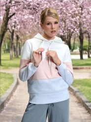 Bluza z kapturem - kremowy. Białe bluzy z kapturem damskie Sinsay, l. Za 49.99 zł.