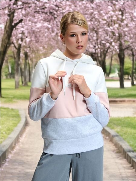 Bluza z kapturem - kremowy. Białe bluzy z kapturem damskie Sinsay, l. Za 49.99 zł.