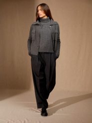 Perfect Cashmere Kaszmirowy kardigan "Hekla" w kolorze antracytowym rozmiar: M. Czarne kardigany damskie Perfect Cashmere, m, bez wzorów, z kaszmiru. Za 739.99 zł.