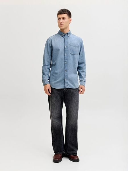 Jack & Jones Koszula dżinsowa - Regular fit - w kolorze błękitnym rozmiar: M. Niebieskie koszule męskie Jack & Jones, m, bez wzorów, z bawełny, bez kołnierzyka, bez ramiączek. Za 129.95 zł.