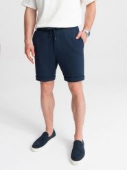 Dzianinowe szorty męskie z podwiniętymi nogawkami - granatowe V1. Niebieskie szorty męskie Ombre Clothing, bez wzorów, z dzianiny, klasyczne. W wyprzedaży za 49.99 zł.