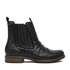 Botki Rieker. Czarne botki damskie Rieker, bez obcasa, na płaskiej podeszwie, bez zapięcia. Za 439.99 zł.