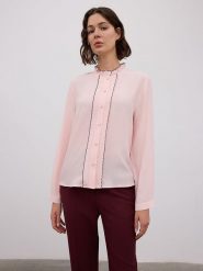 BGN Bluzka w kolorze jasnoróżowym rozmiar: 38. Różowe bluzki damskie BGN, bez wzorów, z wiskozy, bez kołnierzyka, bez ramiączek. Za 113.63 zł.