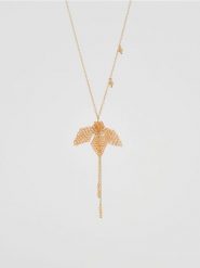 Naszyjnik z zawieszką - kremowy. Białe naszyjniki damskie Reserved. Za 49.99 zł.