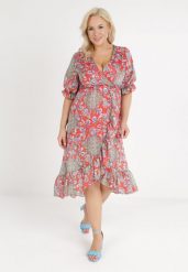 Czerwona Sukienka Darorgon. Czerwone sukienki damskie Born2be, na lato, l, z aplikacjami, boho, bez kołnierzyka, bez ramiączek, midi, kopertowe. W wyprzedaży za 135.99 zł.