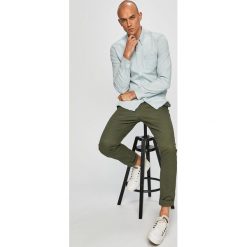 Levi's - Koszula. Niebieskie koszule męskie Levi's, l, bez wzorów, z bawełny, bez kołnierzyka, bez ramiączek. W wyprzedaży za 139.90 zł.