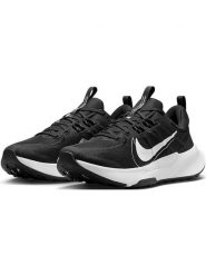 Nike Sportswear Buty "Juniper Trail 2" w kolorze czarnym do biegania rozmiar: 45. Czarne buty fitness męskie Nike Sportswear. Za 294.28 zł.
