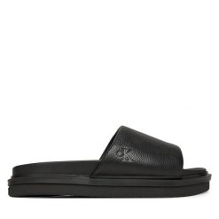 Klapki Calvin Klein Jeans. Czarne klapki i japonki męskie Calvin Klein Jeans, z jeansu. Za 259.99 zł.