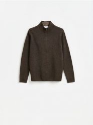 Rozpinany sweter z golfem - ciemnobrązowy. Brązowe kardigany męskie Reserved, l, bez wzorów, z dzianiny, bez kołnierzyka. Za 149.99 zł.