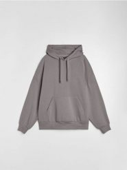 Bluza z kapturem comfort fit z domieszką bawełny - szary. Szare bluzy z kapturem męskie Sinsay, l, z bawełny. Za 39.99 zł.