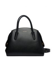 Coccinelle Torebka U7K Coccinelletylde E1 U7K 18 02 01 Czarny. Czarne torebki klasyczne damskie Coccinelle, bez wzorów, ze skóry, bez dodatków. Za 1,759.00 zł.