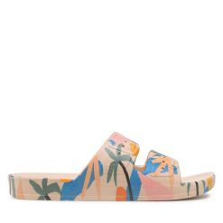 Klapki Freedom Moses. Brązowe klapki damskie Freedom moses, bez wzorów, bez obcasa. Za 209.99 zł.