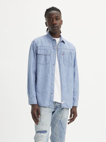 Levi's Koszula dżinsowa "Auburn Worker" - Relaxed fit - w kolorze błękitnym rozmiar: M. Niebieskie koszule męskie Levi's, m, bez wzorów, z bawełny, bez kołnierzyka, bez ramiączek. Za 154.95 zł.
