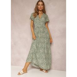 Zielona Sukienka Helamene. Zielone sukienki damskie Renee, l, z aplikacjami, z wiskozy, boho, bez kołnierzyka, bez ramiączek, maxi. W wyprzedaży za 59.49 zł.