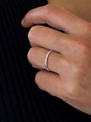 DIA DIAMONDS Srebrny pierścionek z diamentami rozmiar: 58. Szare pierścionki damskie DIA DIAMONDS, z diamentem, srebrne. Za 188.85 zł.