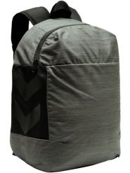 Plecak sportowy dla dorosłych Hummel Urban Lap Top Back Pack. Czarne plecaki damskie HUMMEL, bez wzorów, z poliesteru, sportowe. Za 266.20 zł.