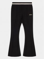 Guess Spodnie materiałowe J4RB00 KAUH0 Czarny Regular Fit. Czarne spodnie dziewczęce Guess, z materiału. Za 159.99 zł.