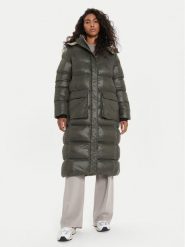 Whistler Kurtka zimowa Lakewood W Long Puffer W243266 Zielony Regular Fit. Zielone kurtki damskie WHISTLER, na zimę, bez wzorów, z syntetyku, bez kaptura. Za 369.99 zł.