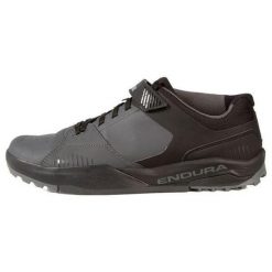 Płaskie Buty do pedałów Endura MT500 Burner. Czarne buty trekkingowe męskie ENDURA, bez zapięcia, rowerowe. Za 529.99 zł.