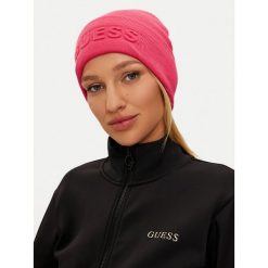 Czapka Guess. Czerwone czapki zimowe damskie Guess. Za 169.99 zł.