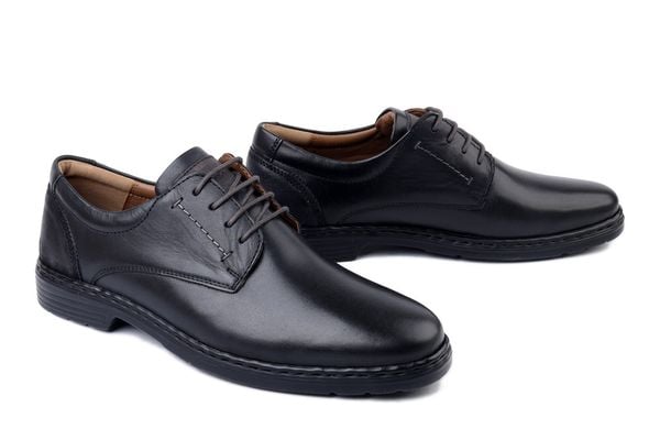 JOSEF SEIBEL 42801 860 100 Alastair 01 schwarz, półbuty męskie. Czarne półbuty męskie Josef Seibel, ze skóry, bez zapięcia. Za 369.90 zł.