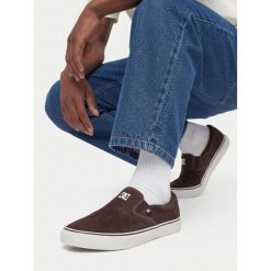 Tenisówki DC Shoes. Brązowe trampki i tenisówki męskie DC Shoes, bez wzorów, bez zapięcia. Za 219.99 zł.