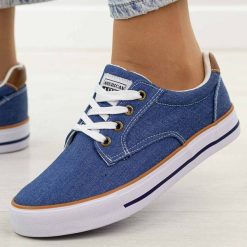 Jeansowe trampki damskie American Club Lh124. Niebieskie trampki i tenisówki damskie American CLUB, bez wzorów, z jeansu. Za 99.00 zł.